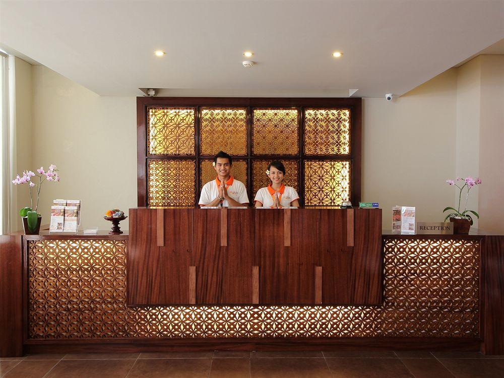 Holiday Inn Express Bali Sunset Road By Ihg Kuta Lombok Exterior foto