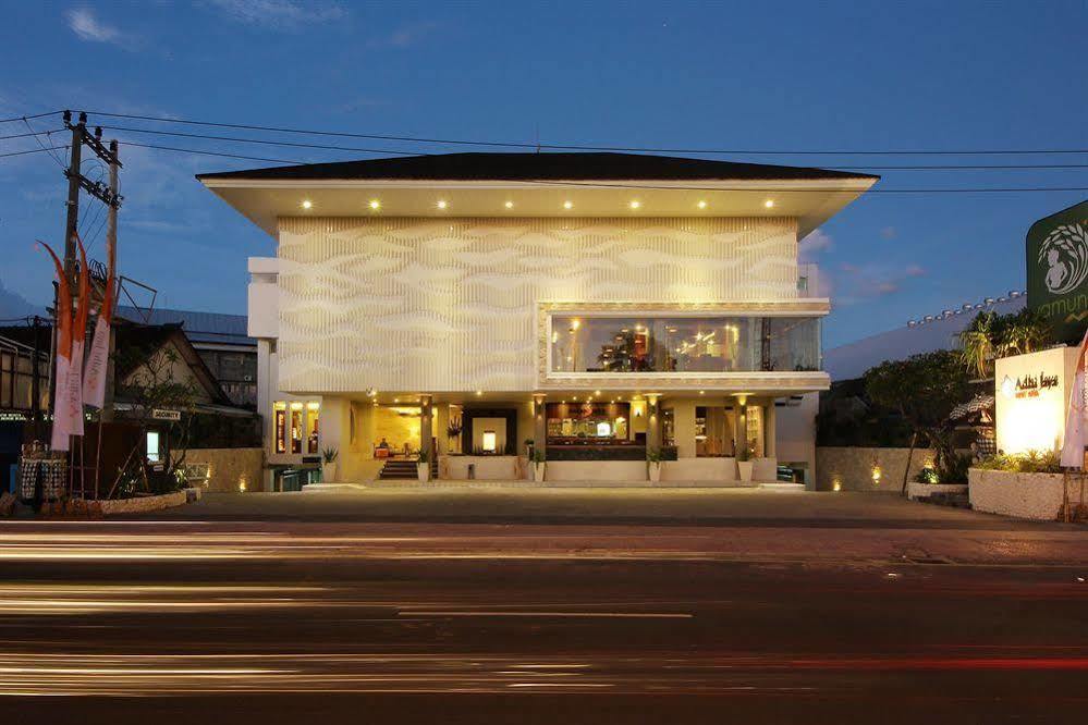 Holiday Inn Express Bali Sunset Road By Ihg Kuta Lombok Exterior foto